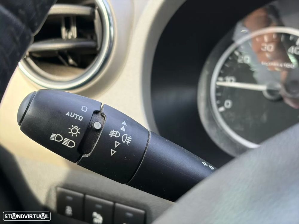 Peugeot Partner 1.6 HDi Outdoor - 21