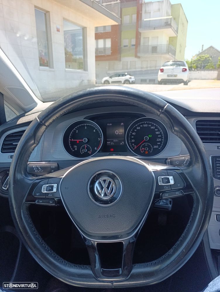 VW Golf 1.6 TDi Confortline DSG - 9