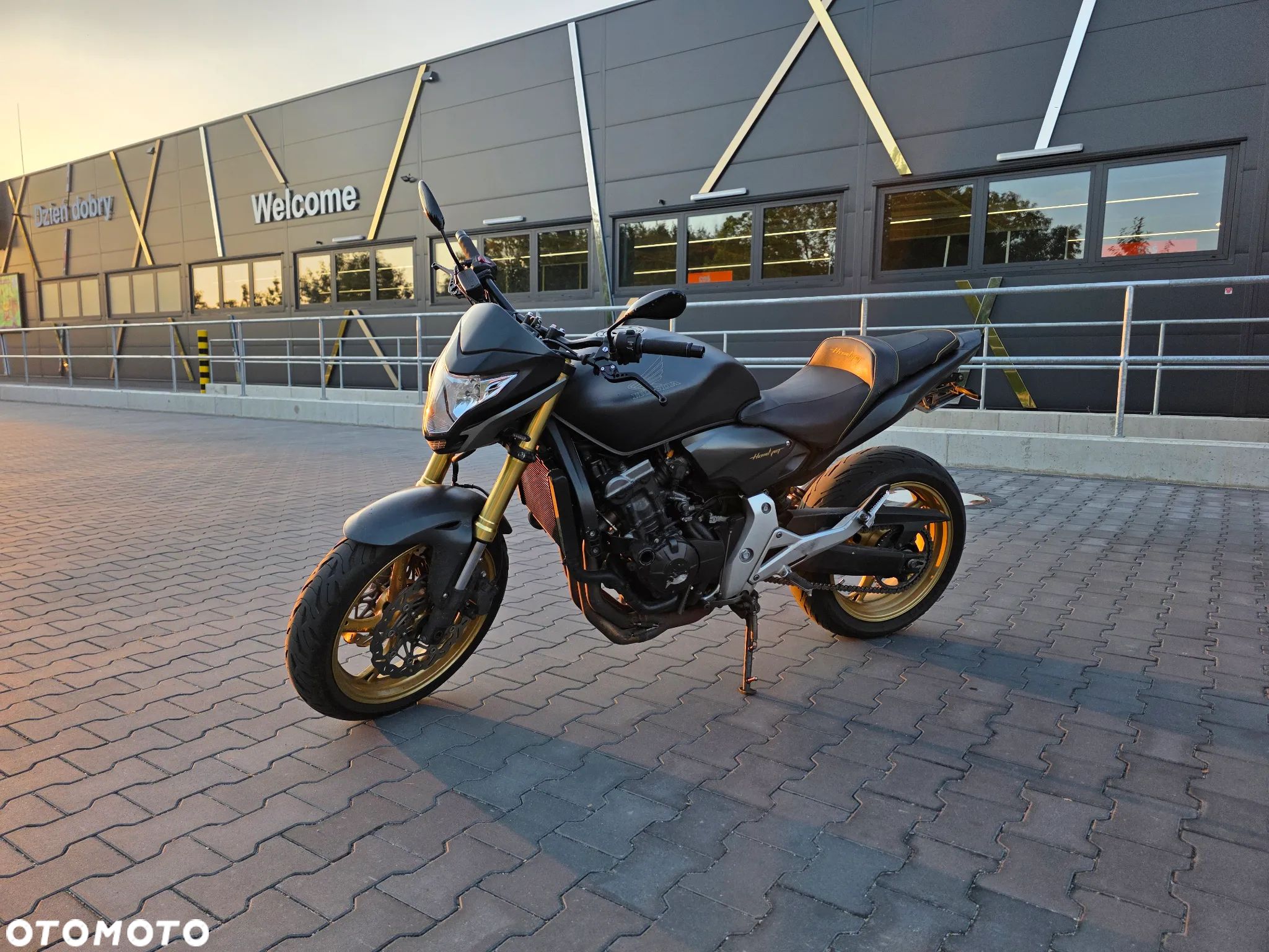 Honda Hornet - 1