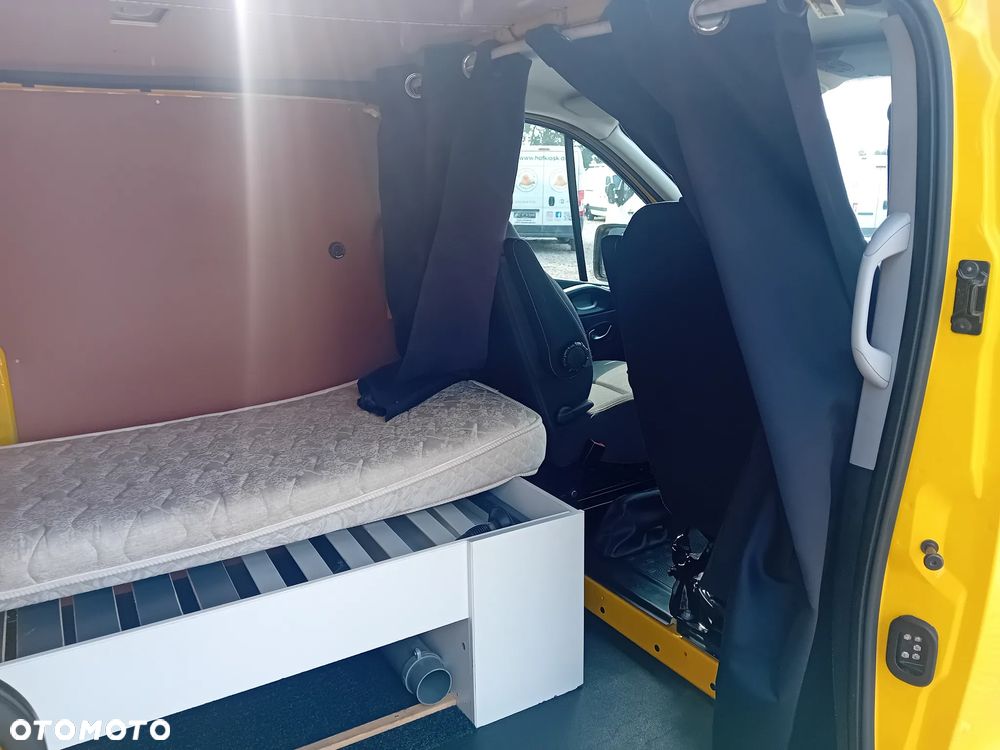 Renault Trafic Pilot - 14