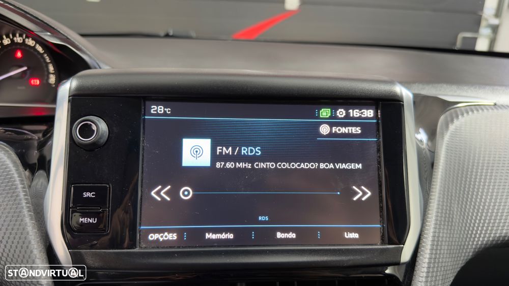 Peugeot 208 1.2 PureTech Allure - 20