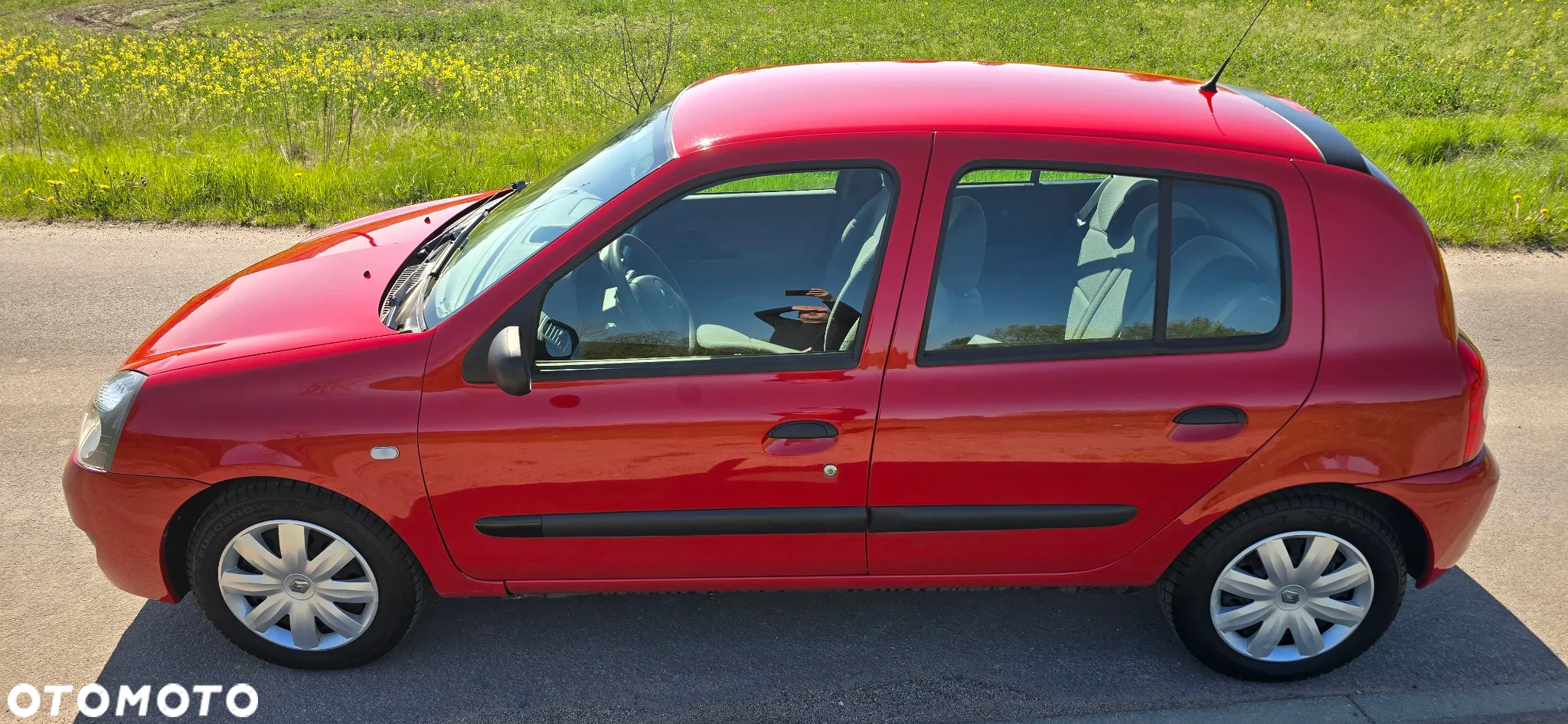 Renault Clio 1.2 Campus Dynamique - 16
