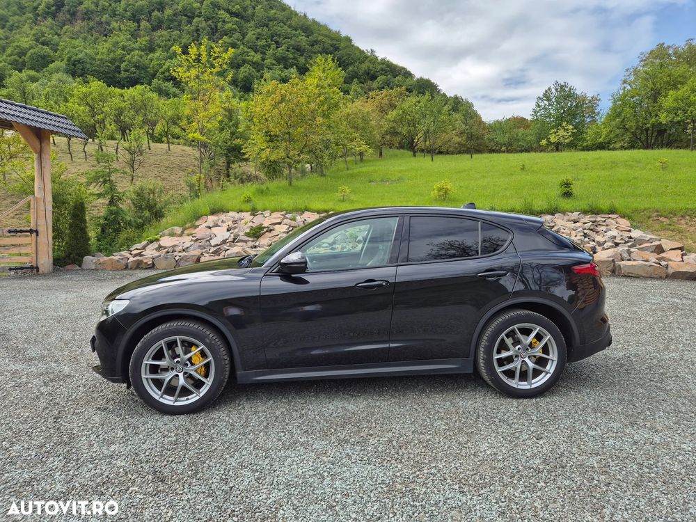Alfa Romeo Stelvio 2.0 Turbo 16V AT8-Q4 Super - 2