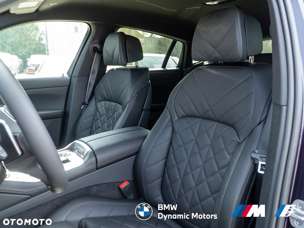BMW X6 - 15