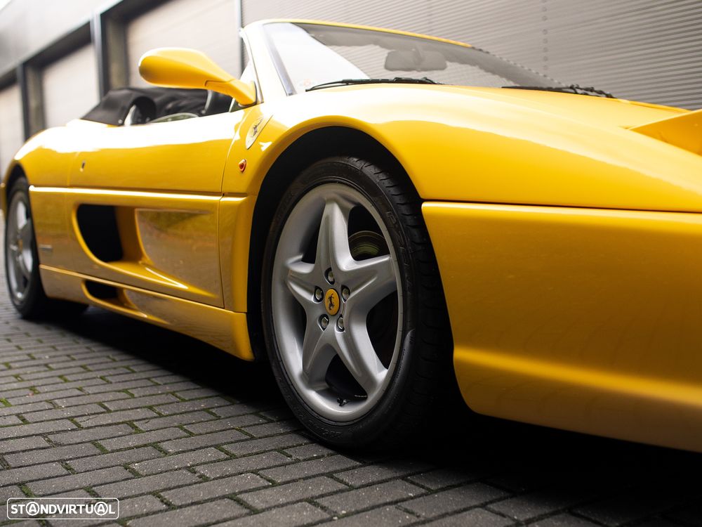 Ferrari 355 Spider - 14