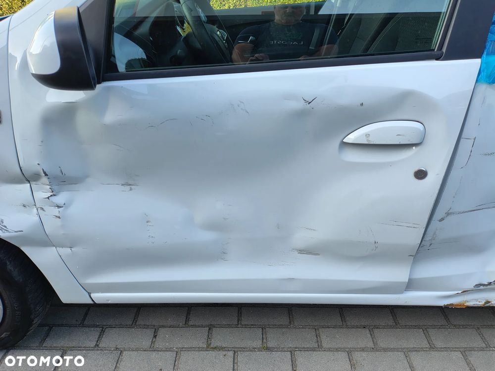 Dacia Sandero SCe 75 Comfort - 22