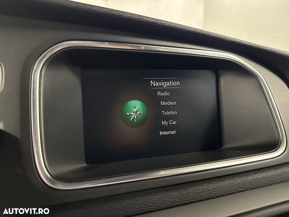 Volvo V40 D3 Geartronic Kinetic - 19