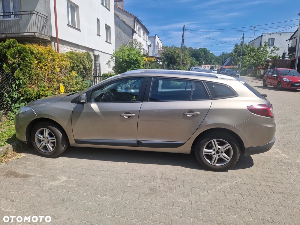 Renault Megane 2009 photo 4