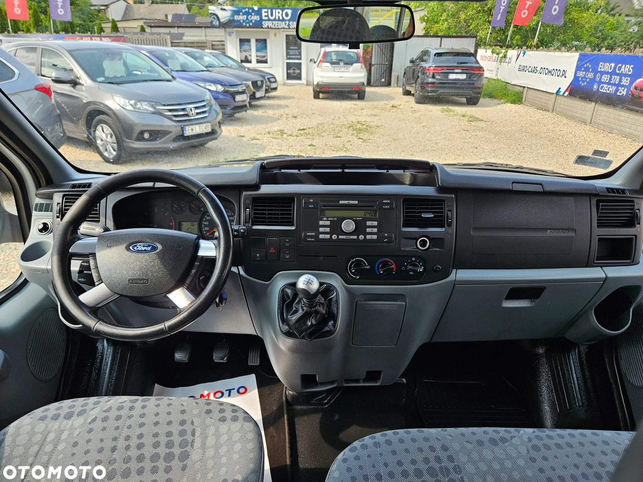 Ford Transit FT 350L Trend - 28