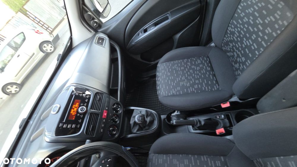Fiat Doblo - 21