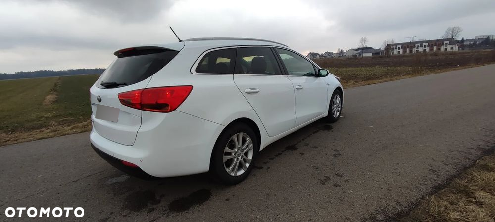 Kia Ceed Cee'd 1.6 GDI L Business Line - 22