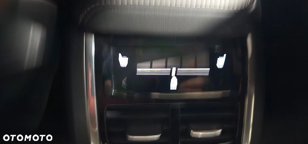 Volvo S60 B5 B AWD Ultimate Dark - 11