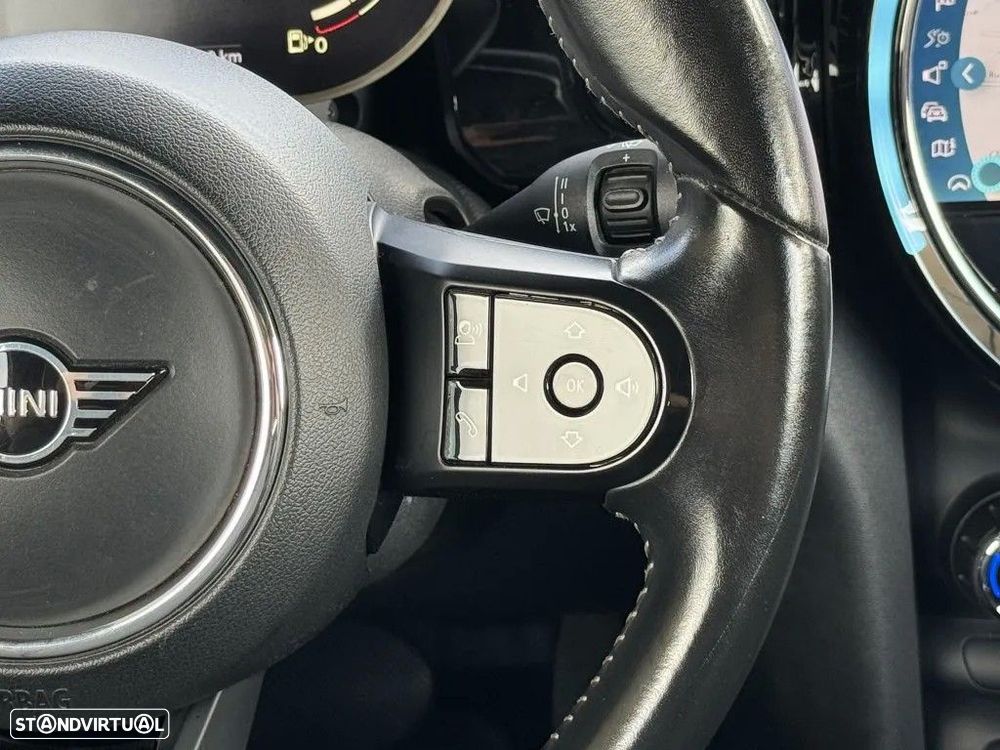 MINI Cabrio - 11