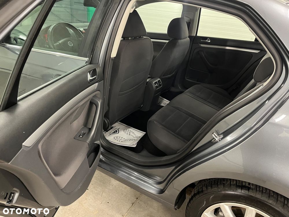 Volkswagen Jetta 1.9 TDI DPF Comfortline - 18