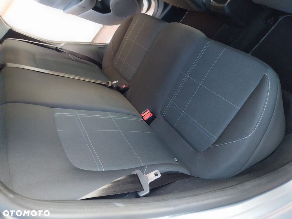 Ford Fiesta - 20