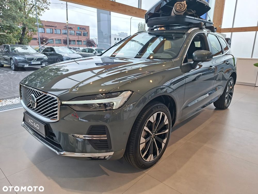 Volvo XC 60 B5 B AWD Ultra Bright - 2