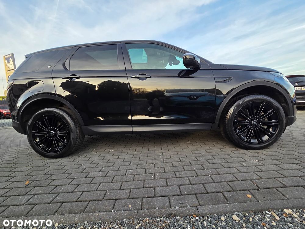 Land Rover Discovery Sport 2.0 P200 mHEV S - 8