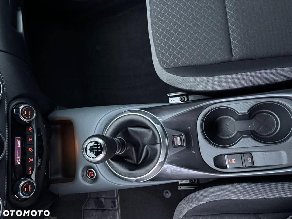 Nissan Juke 1.0 DIG-T N-Connecta - 16