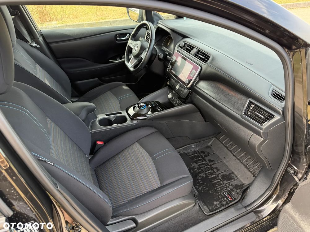 Nissan Leaf 40kWh N-Connecta - 8