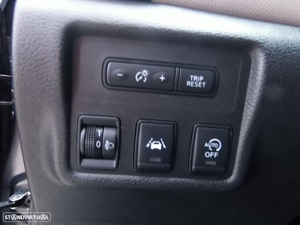 Nissan Micra 0.9 IG-T Tekna Dark Sound S/S - 19