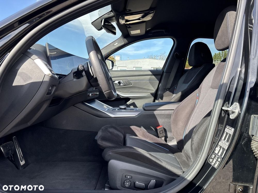 BMW Seria 3 320i xDrive M Sport sport - 8