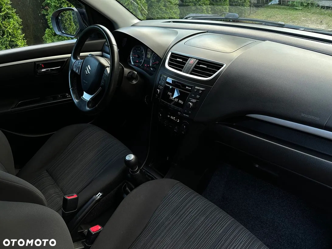 Suzuki Swift 1.2 Premium - 24