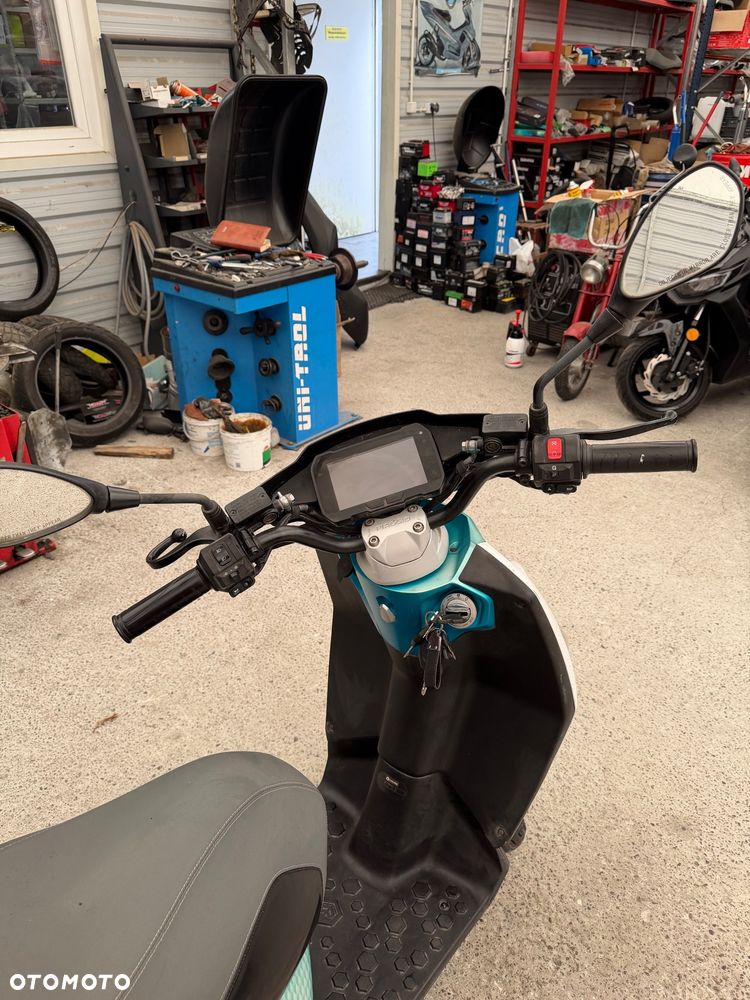 Piaggio Inny - 17