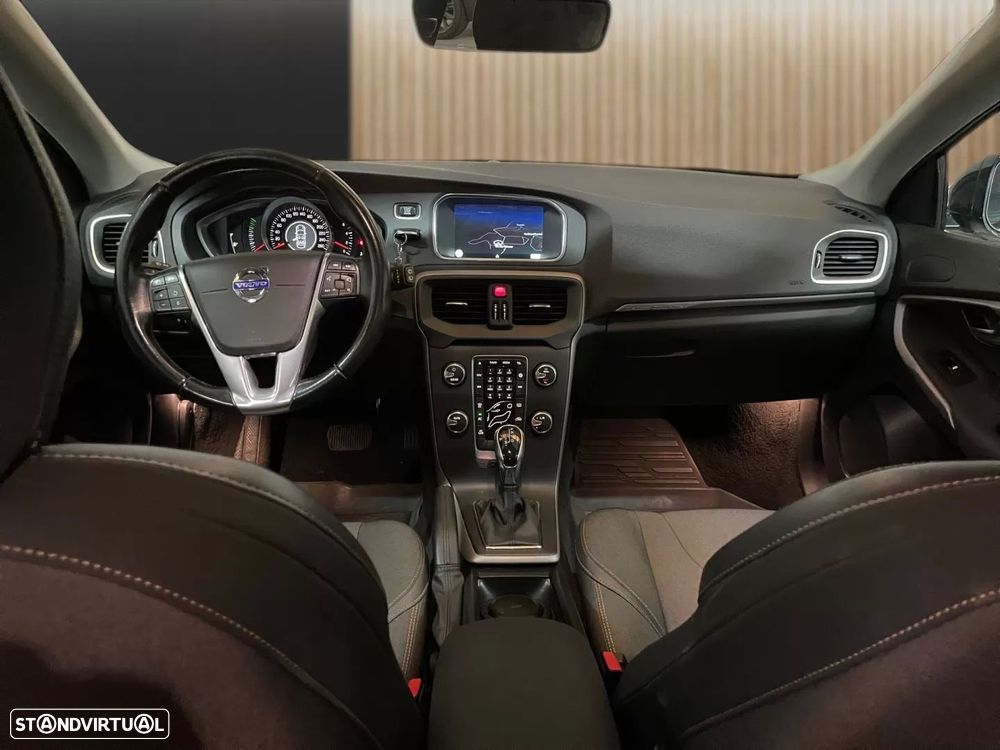 Volvo V40 Cross Country 1.6 D2 Momentum Powershift - 8