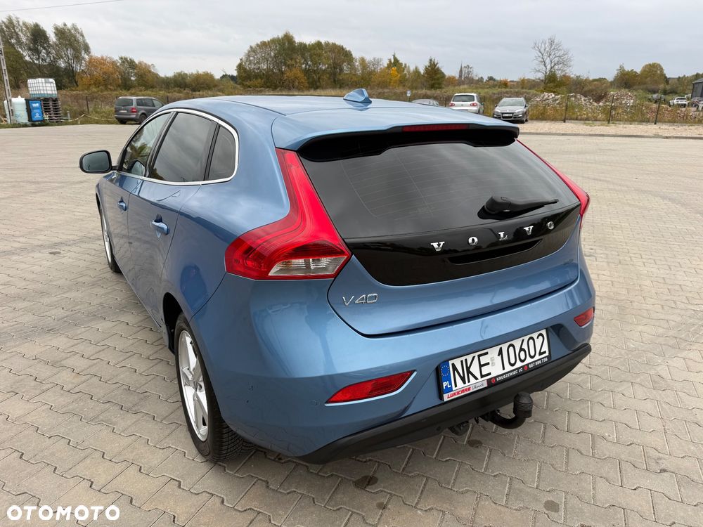 Volvo V40 D2 Momentum - 6