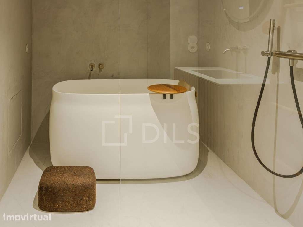 Loft com pátio privativo em edifício premiado, Campolide - Grande imagem: 5/24