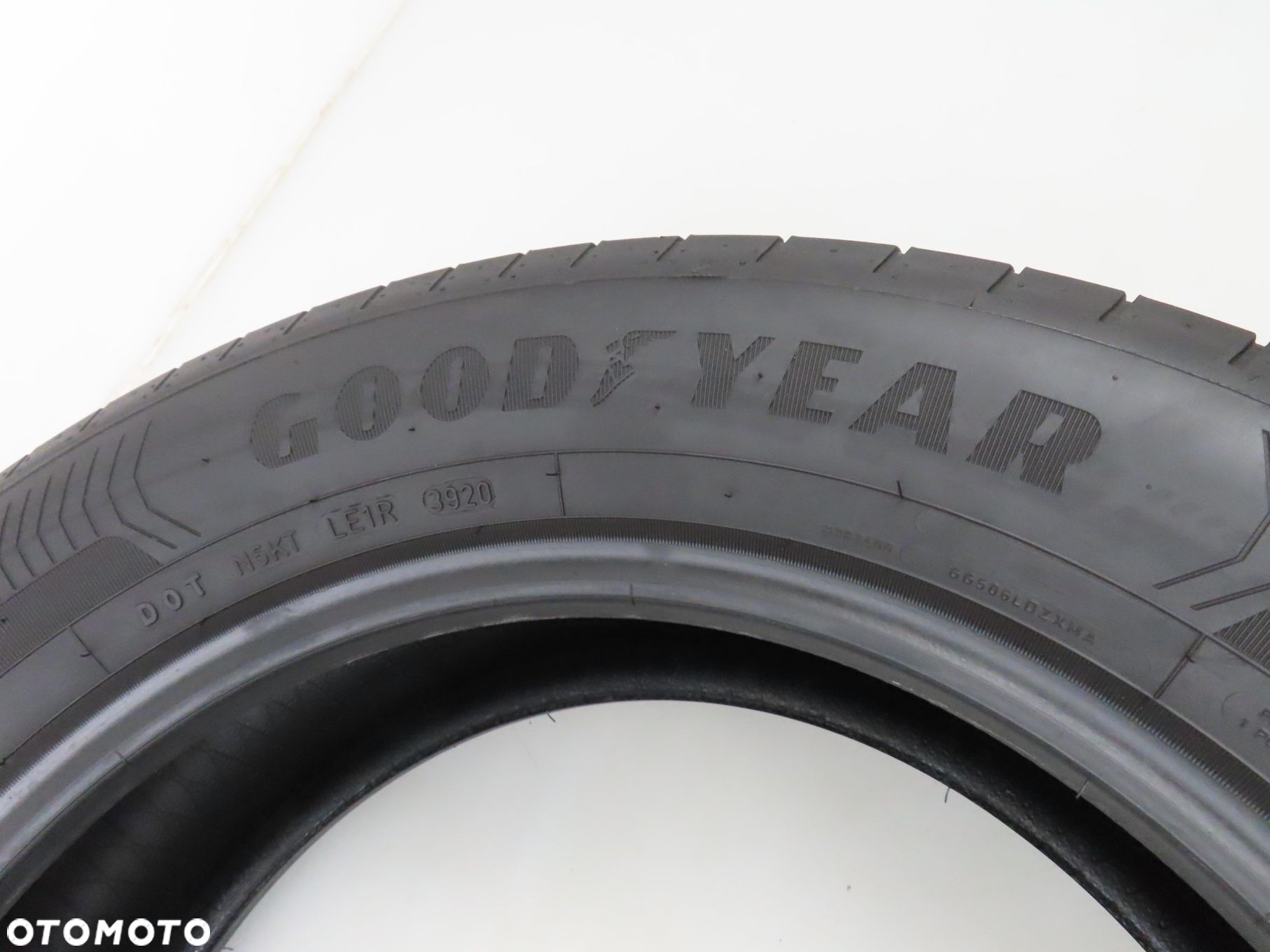 2x 215/60R17 OPONY LETNIE Goodyear EfficientGrip Performance 96H - 3