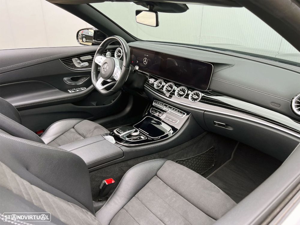 Mercedes-Benz E 220 - 53