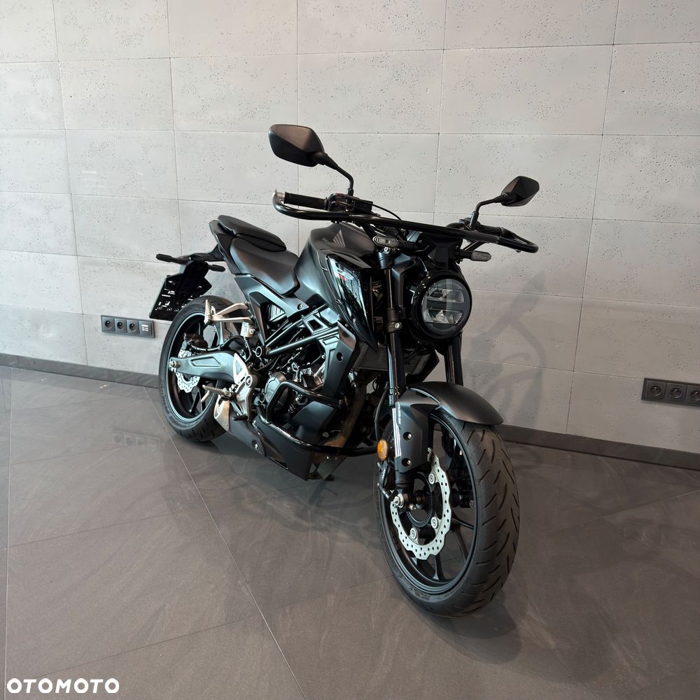 Honda CB - 3