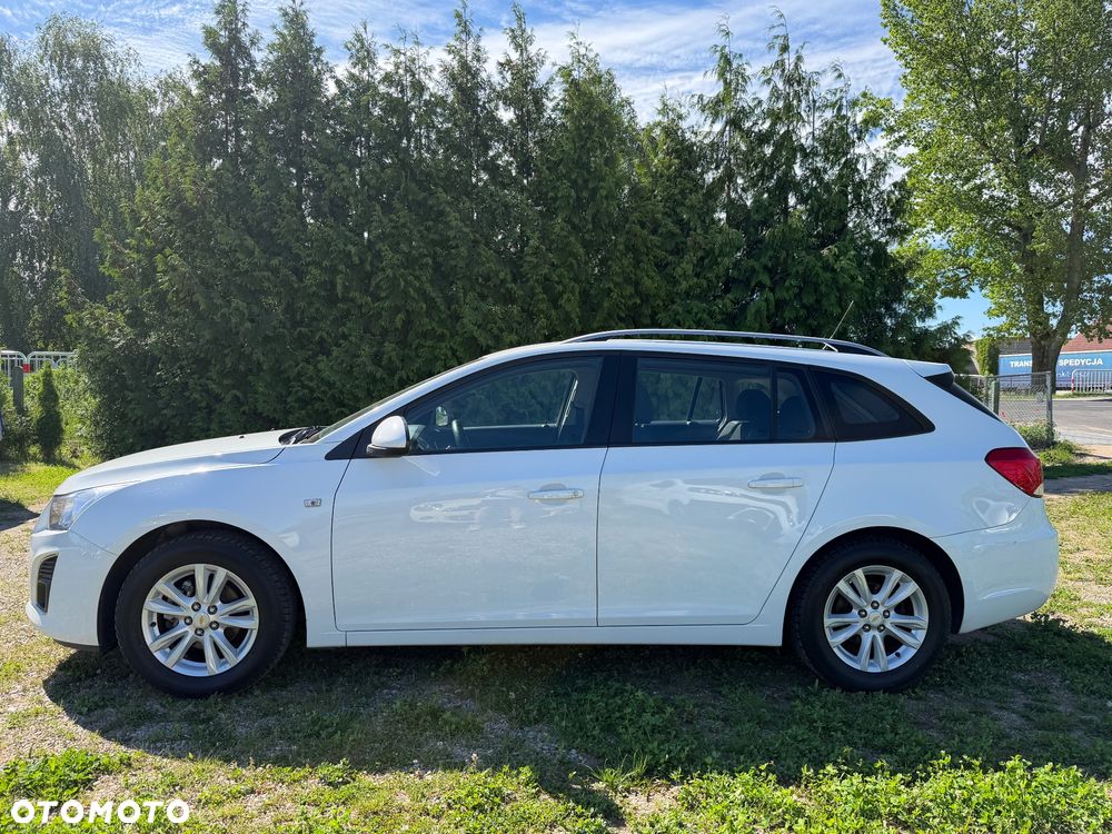 Chevrolet Cruze 1.6 LT - 3