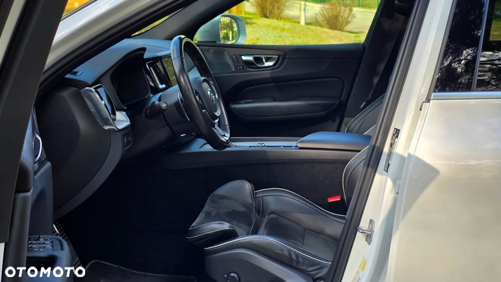 Volvo XC 60 T5 AWD Geartronic RDesign - 31