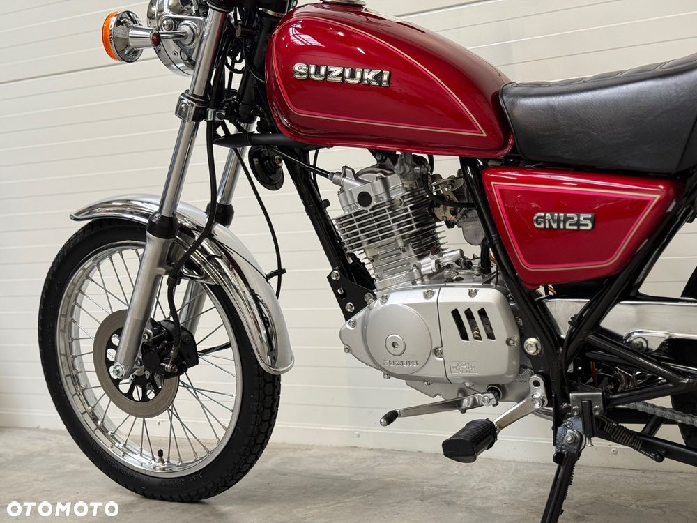 Suzuki GN - 32