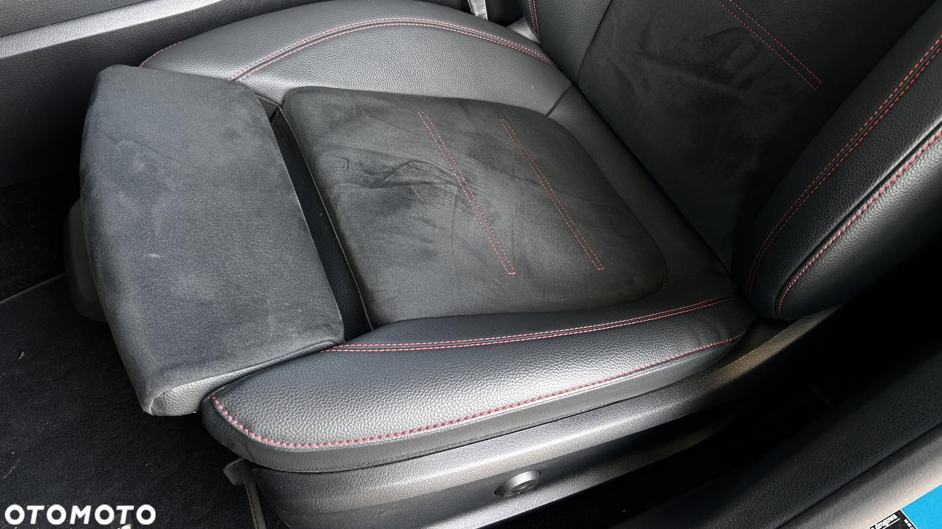 Mercedes-Benz CLA - 13