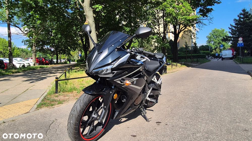 Honda CBR - 2