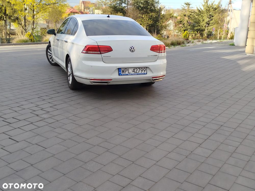 Volkswagen Passat 2.0 TDI BMT Comfortline DSG - 4