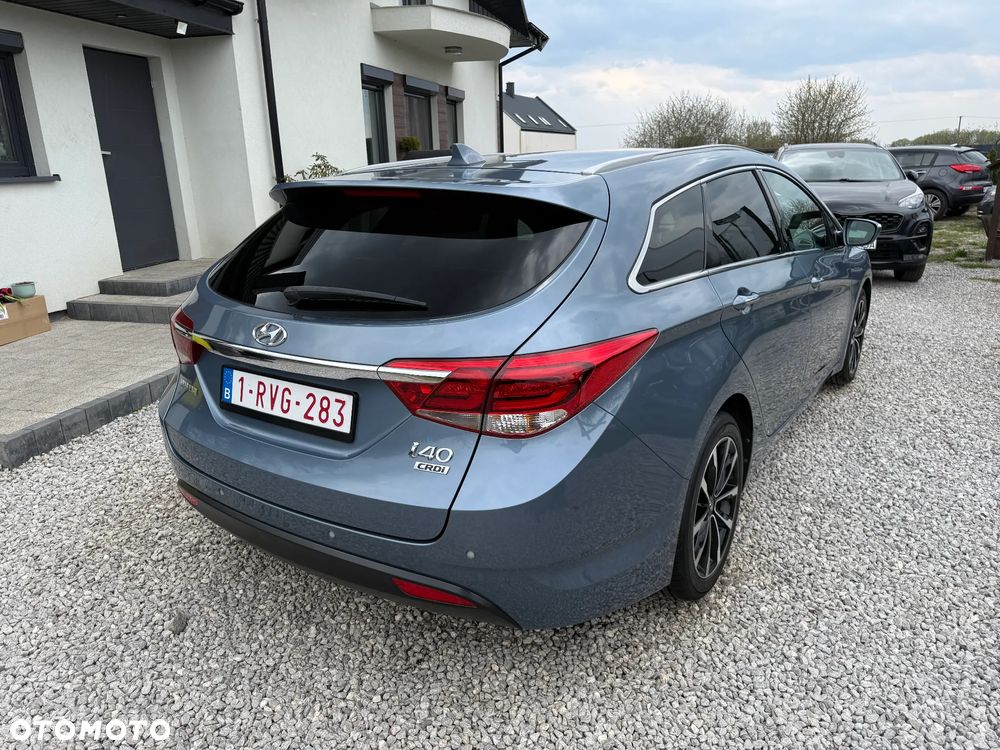 Hyundai i40 Kombi 1.7 CRDi Premium - 16