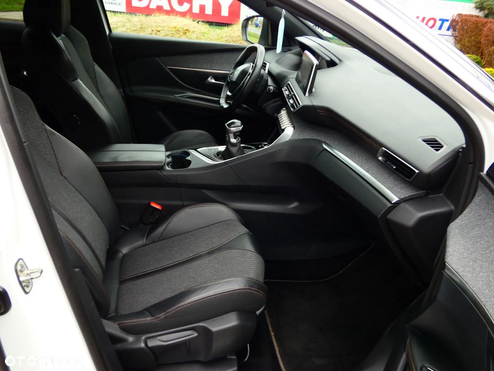 Peugeot 3008 2.0 HDi Premium - 22