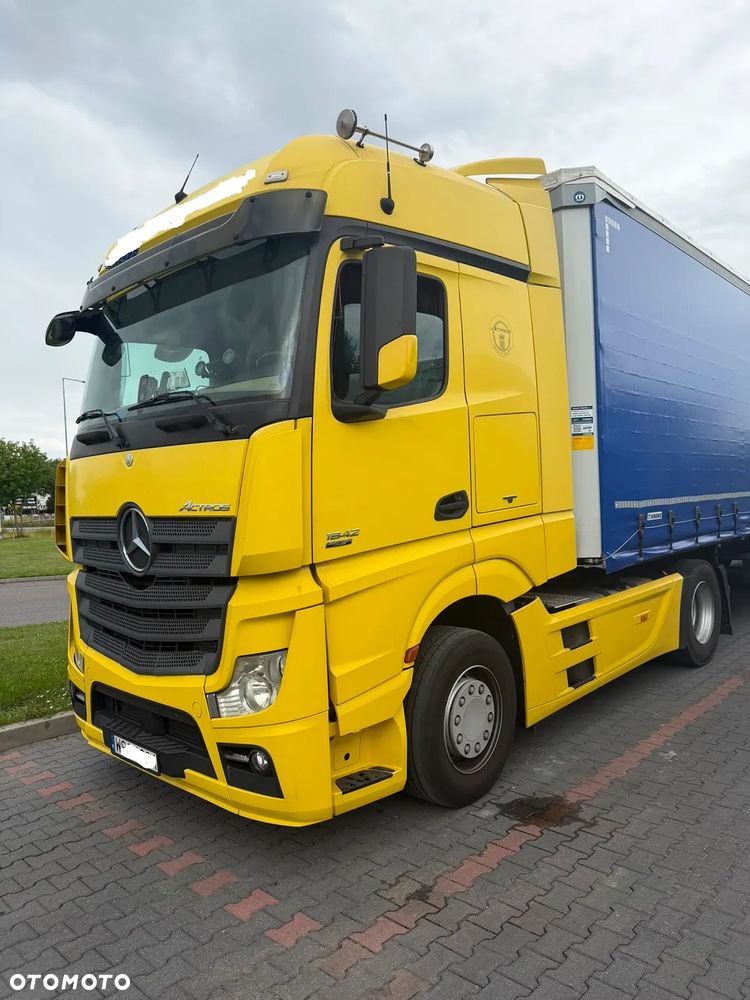 Mercedes-Benz Actros - 1