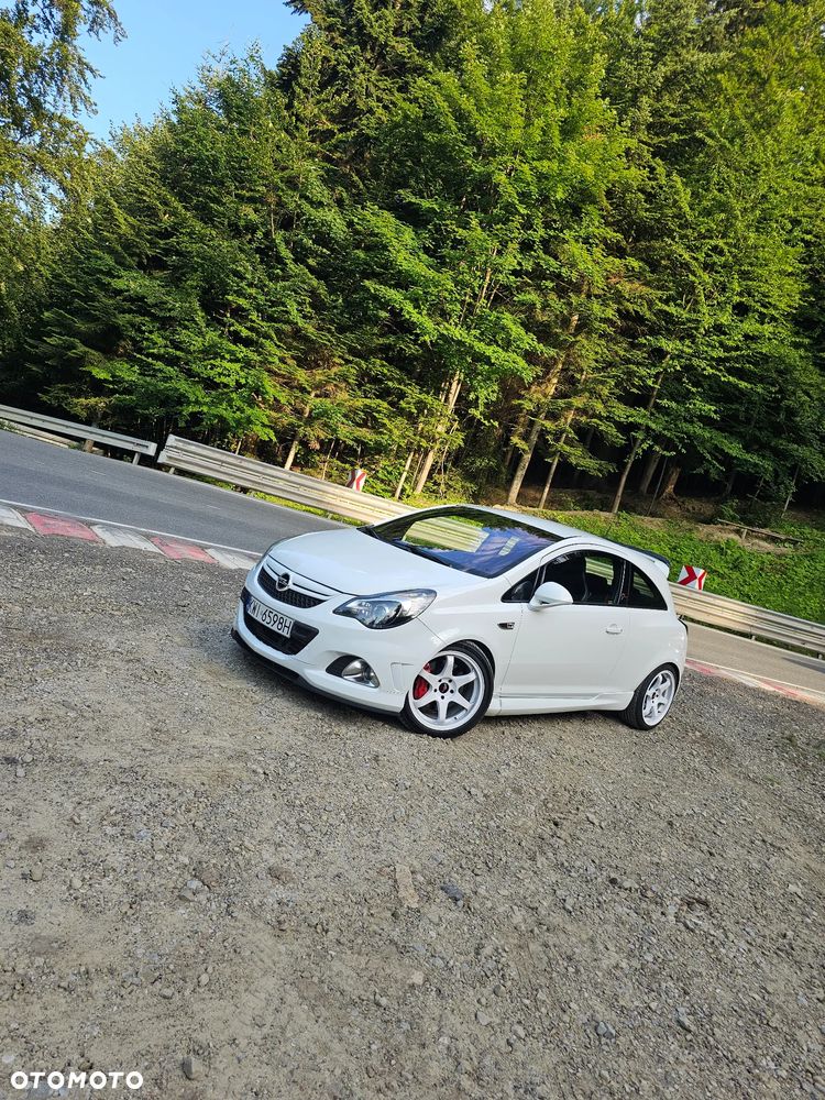 Opel Corsa - 1