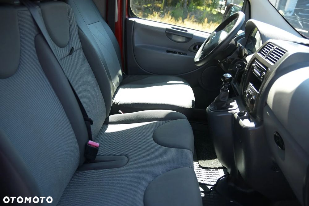 Citroën JUMPY/SCUDO/EXPERT/LONG/ 2.0 HDI / ZDROWY BEZ KOROZJI/ PODGRZEWANE FOTELE/KLIMATYZACJA/BOGATO WYPOSAZONY - 21