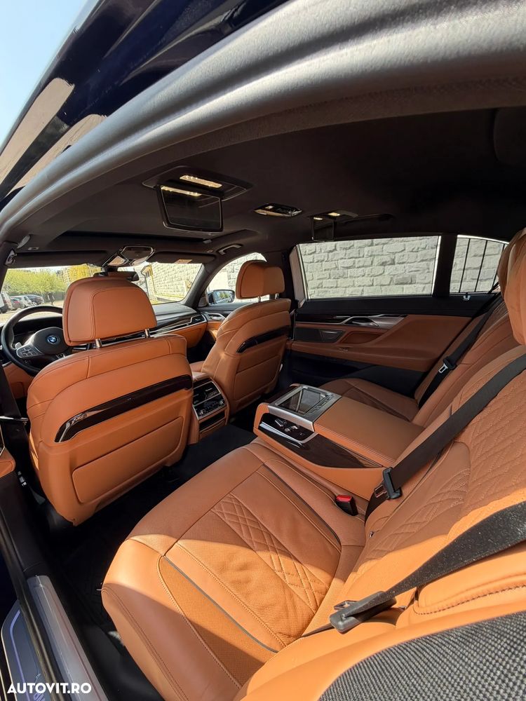 BMW Seria 7 745Le - 20
