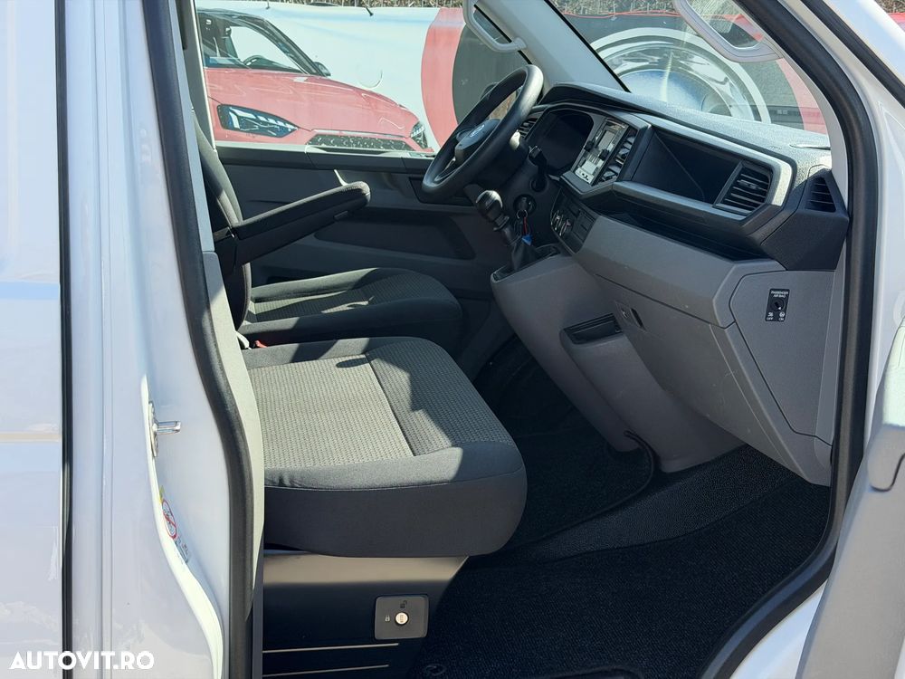 Volkswagen Transporter T6.1 - 25