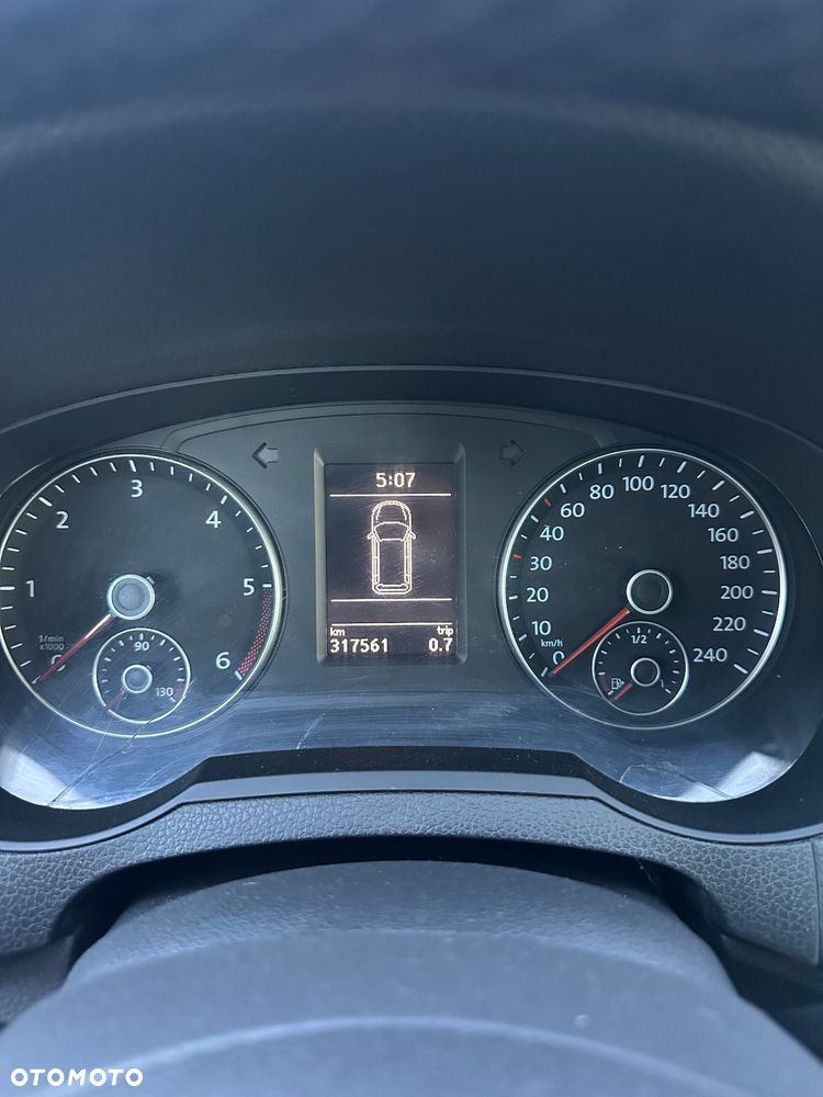 Volkswagen Sharan 2.0 TDI DSG (BlueMotion Technology) Highline - 21