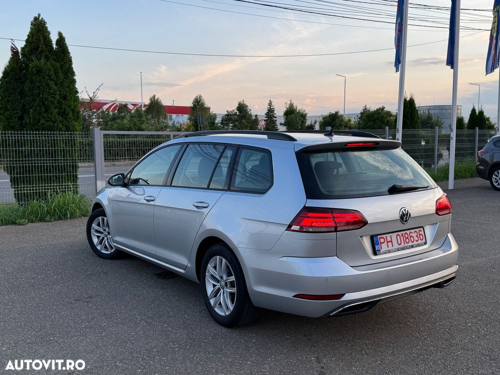Volkswagen Golf 2.0 TDI SCR DSG Comfortline - 16