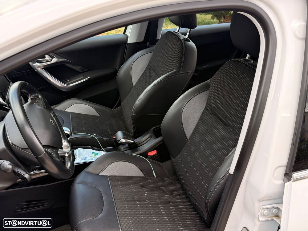 Peugeot 2008 BlueHDi FAP 120 STOP & START Allure - 5