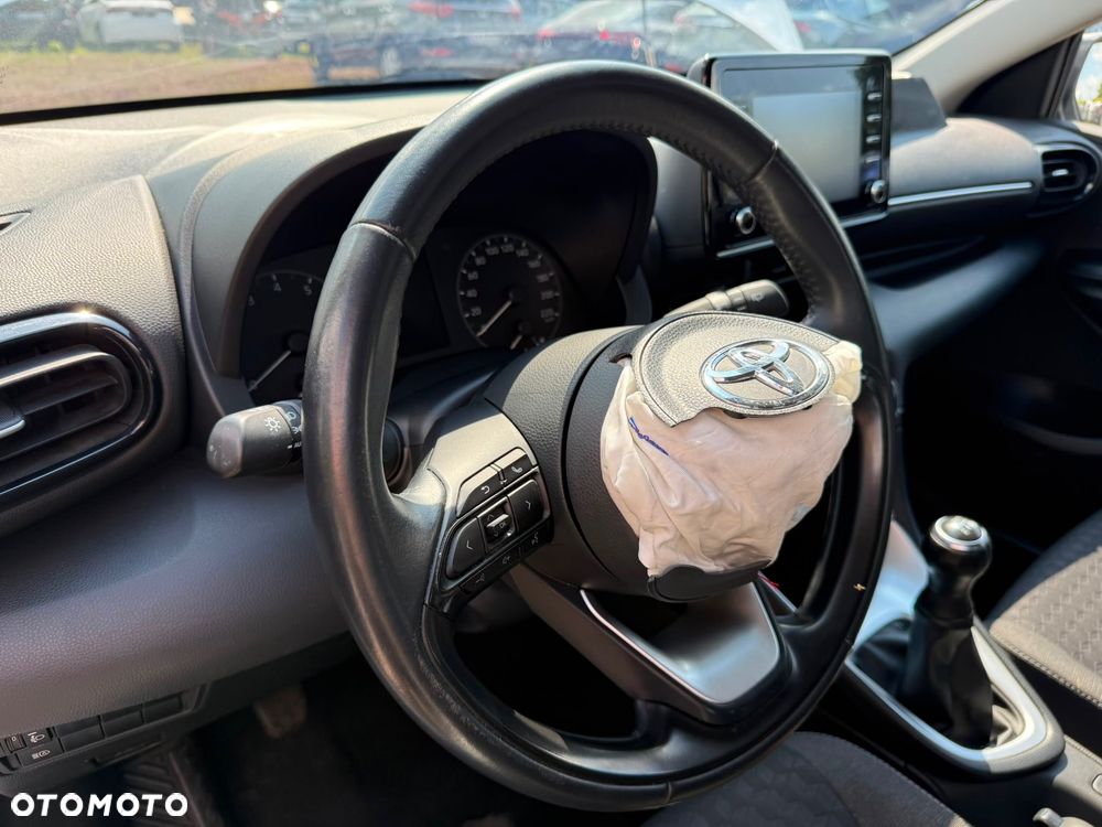 Toyota Yaris 1.0 Active - 15